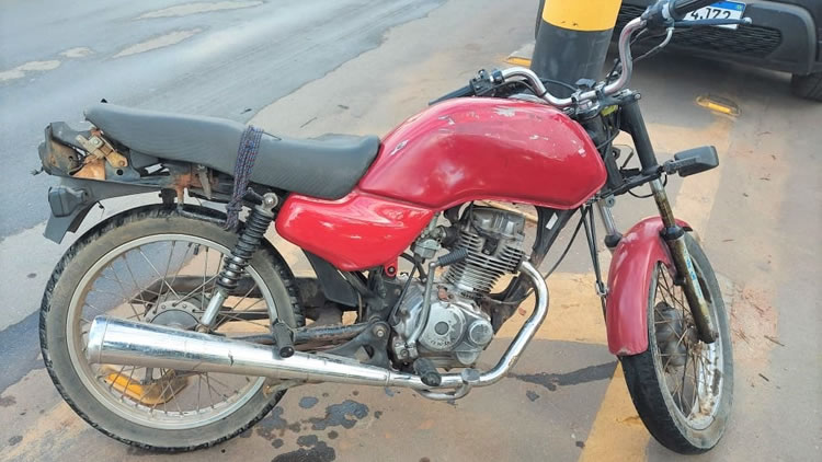 Dupla suspeita é presa em Juazeiro com moto roubada