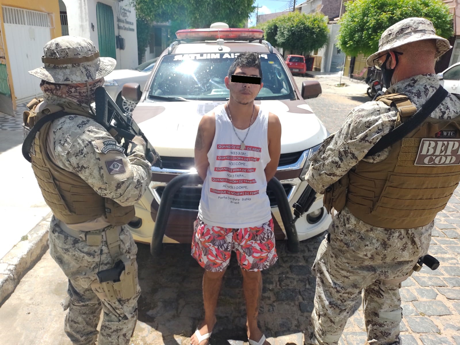 Comando de Operação de Divisa realiza duas prisão em Baixio por tráfico de droga