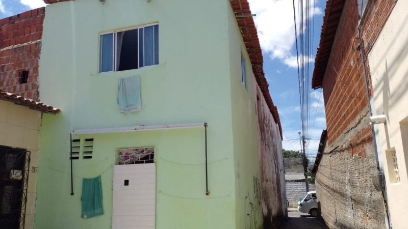 Preso policial militar suspeito de matar esposa na Barra do Ceará