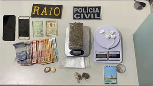 Policiais Civis e Raio prendem casal com maconha, sementes e cocaína em Icó