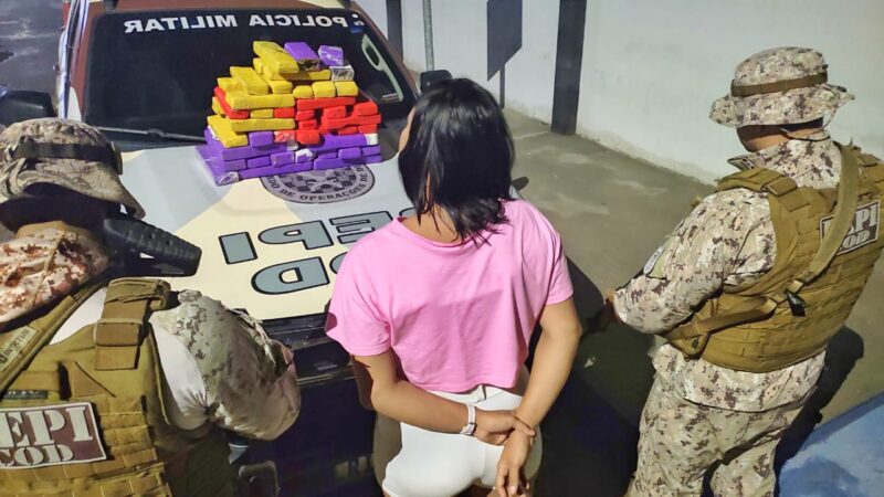 Comando de Operação de Divisa de Ipaumirim, realiza prisão de droga em ônibus na cidade de Pena Forte no Ceará